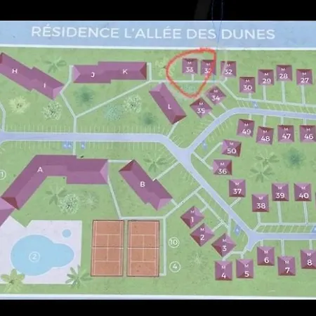 T4 Piscine Et Tennis